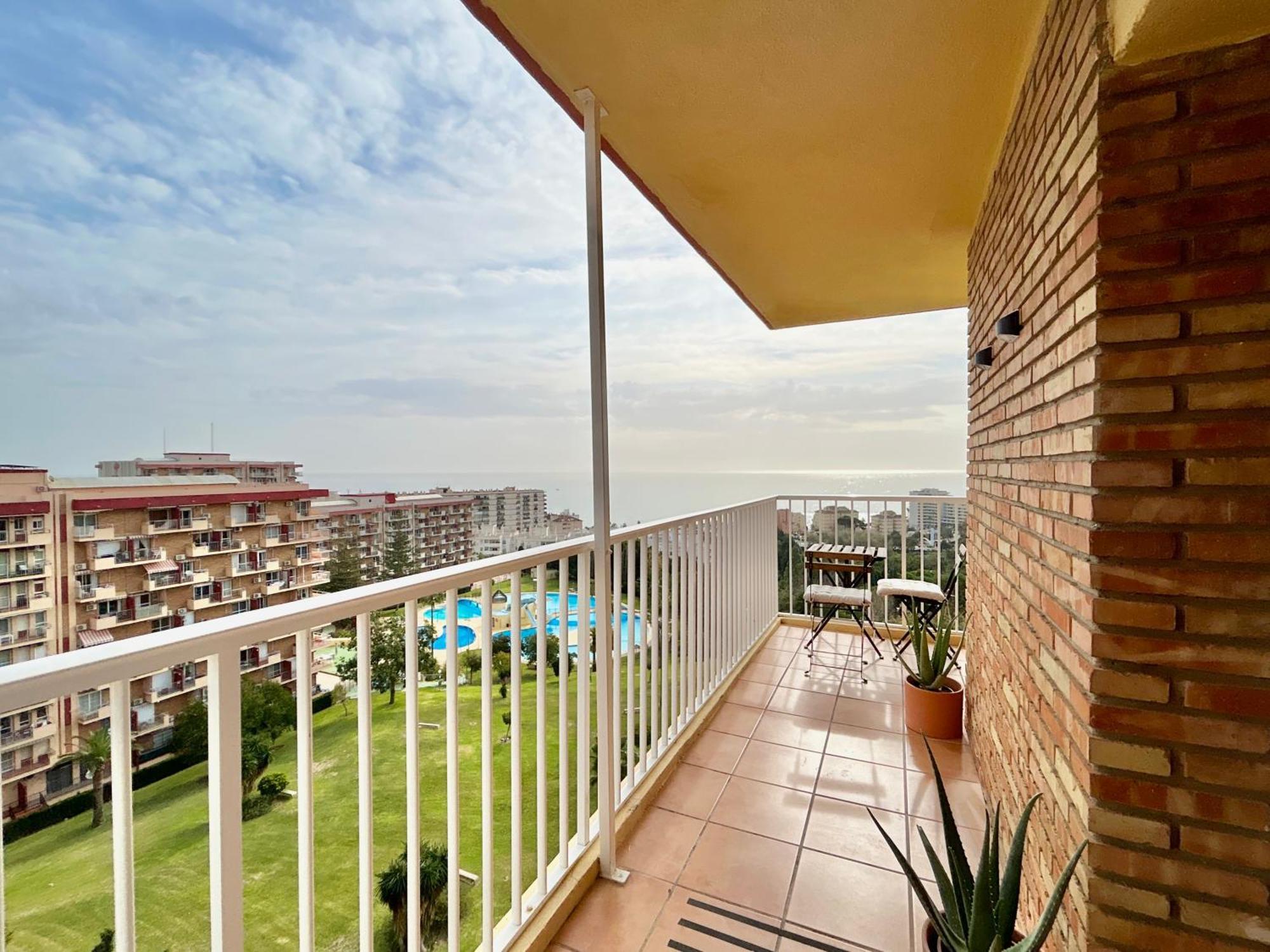 Acogedor Apartamento En Benalmadena Vistas Esterno foto